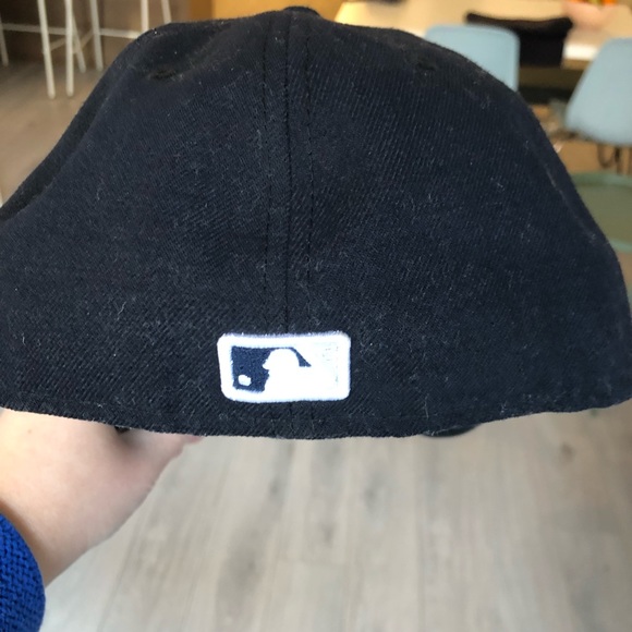 Men's New York Yankees Hat (official) - Picture 7 of 7
